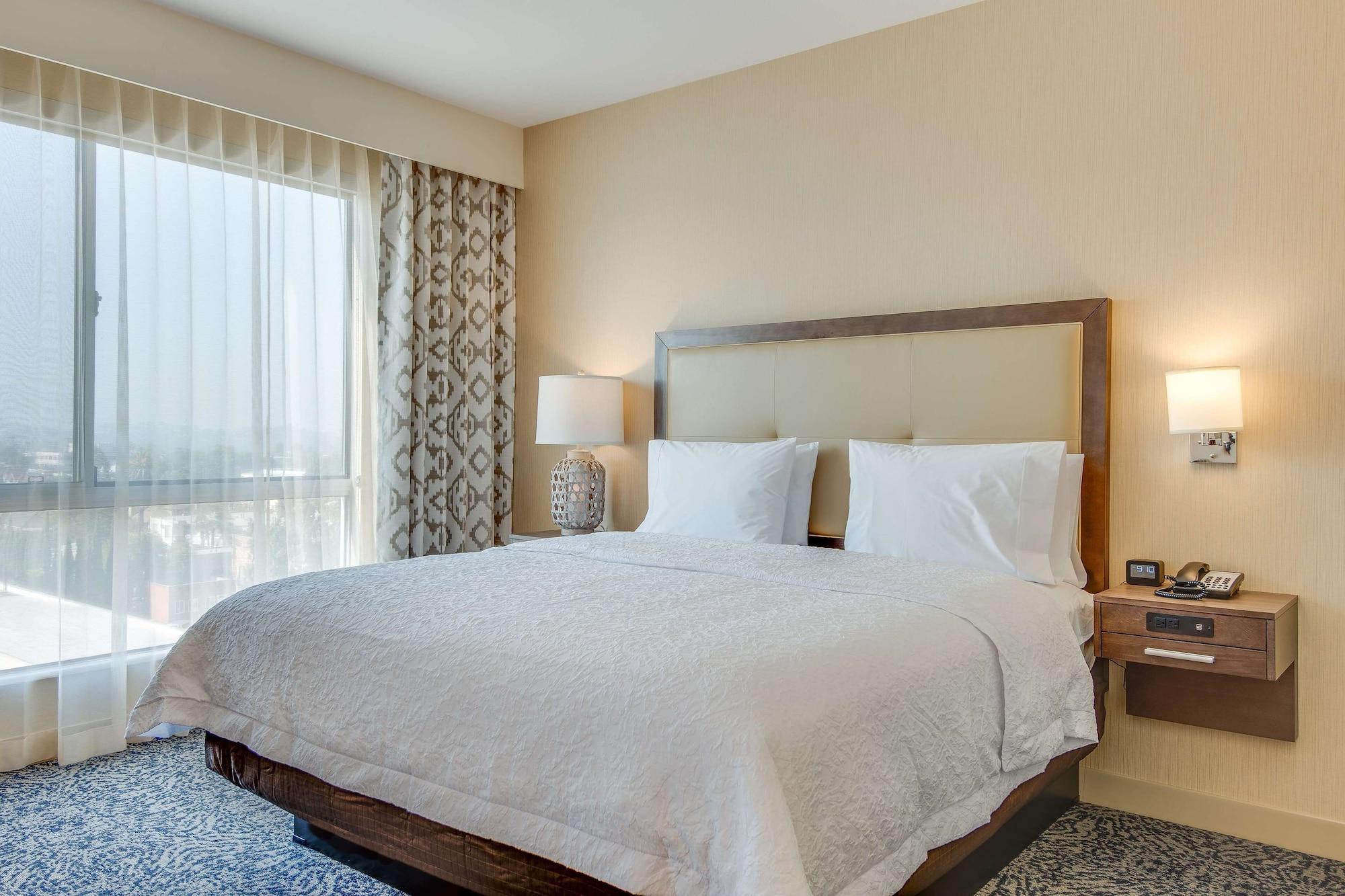 Hampton Inn & Suites Los Angeles - Glendale Ngoại thất bức ảnh