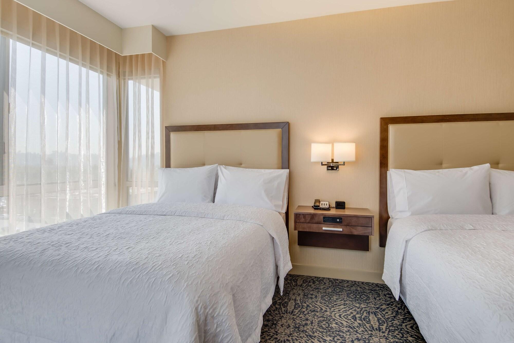 Hampton Inn & Suites Los Angeles - Glendale Ngoại thất bức ảnh
